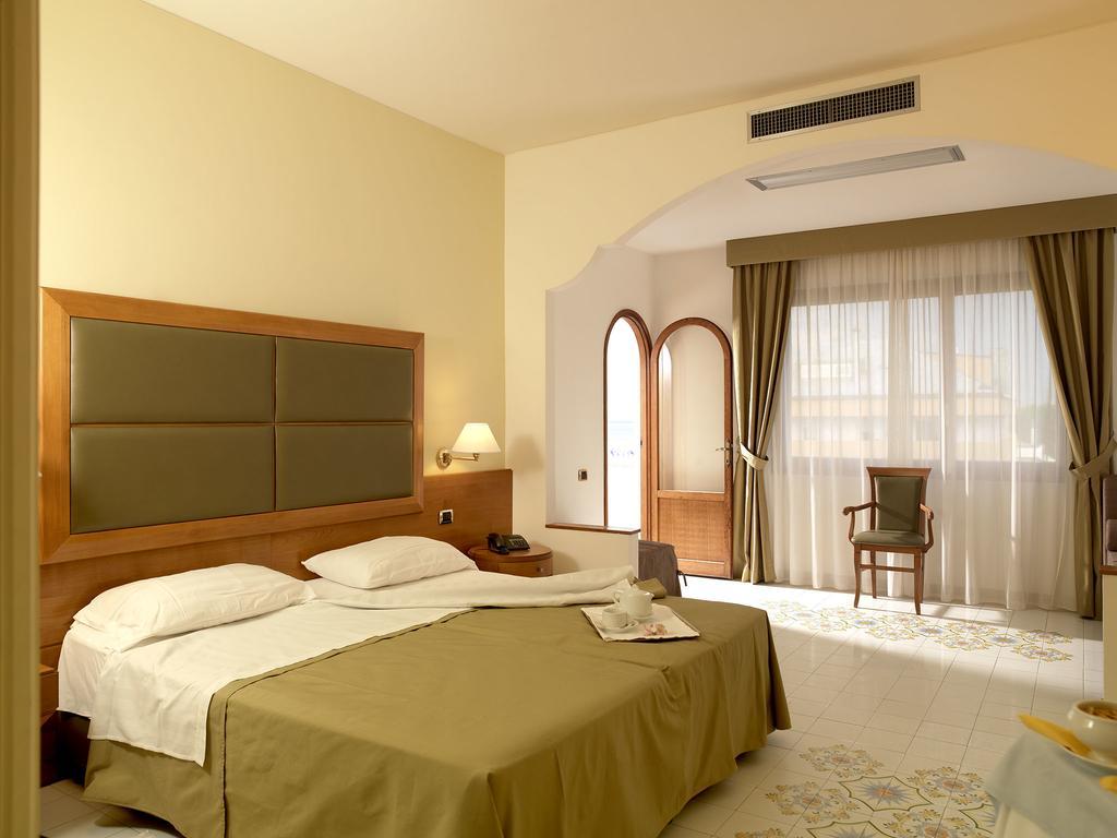 Grand Hotel Don Juan Giulianova Exteriér fotografie