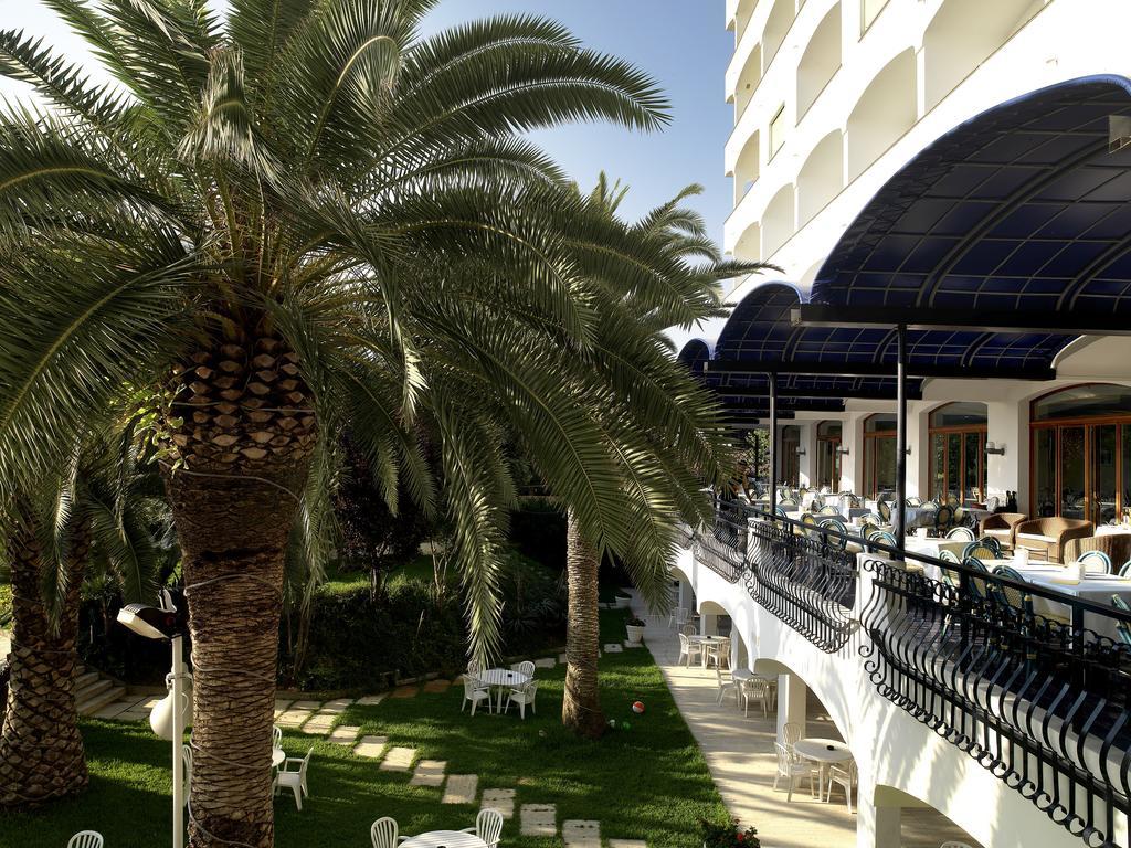 Grand Hotel Don Juan Giulianova Exteriér fotografie