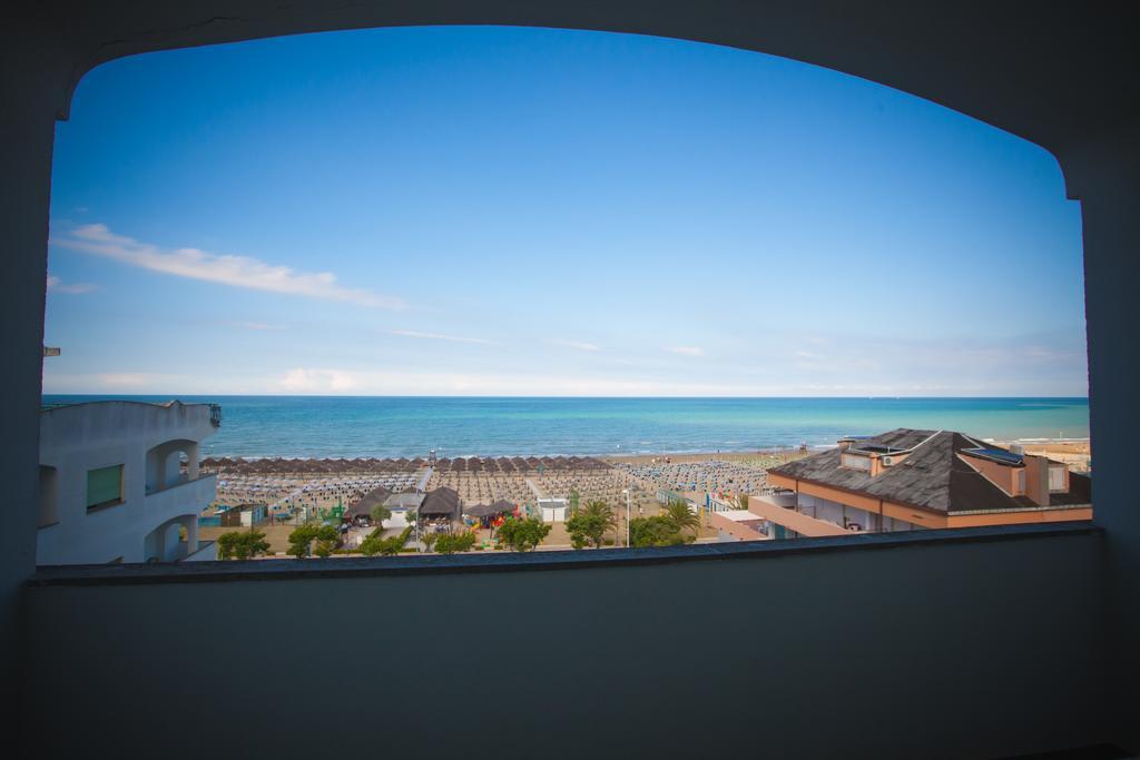 Grand Hotel Don Juan Giulianova Exteriér fotografie