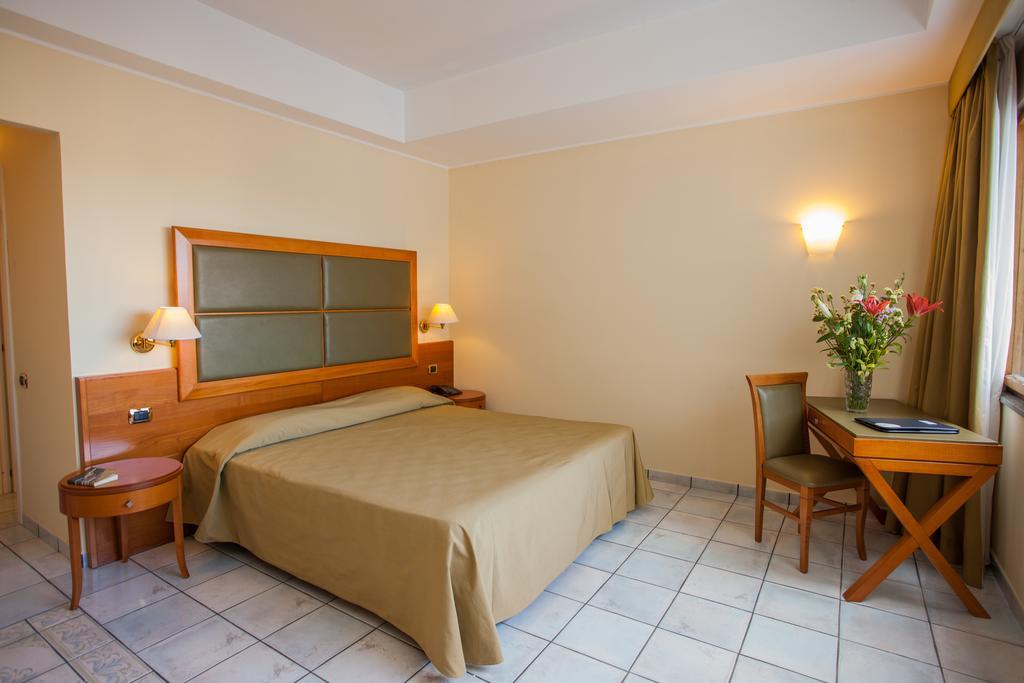 Grand Hotel Don Juan Giulianova Exteriér fotografie