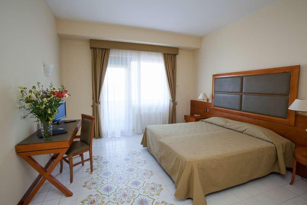 Grand Hotel Don Juan Giulianova Pokoj fotografie